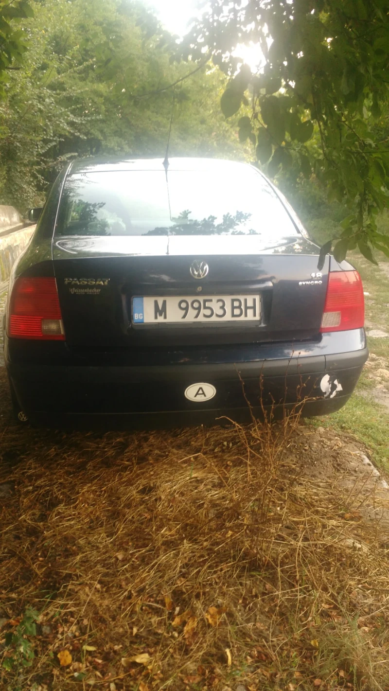 VW Passat, снимка 6 - Автомобили и джипове - 47641981