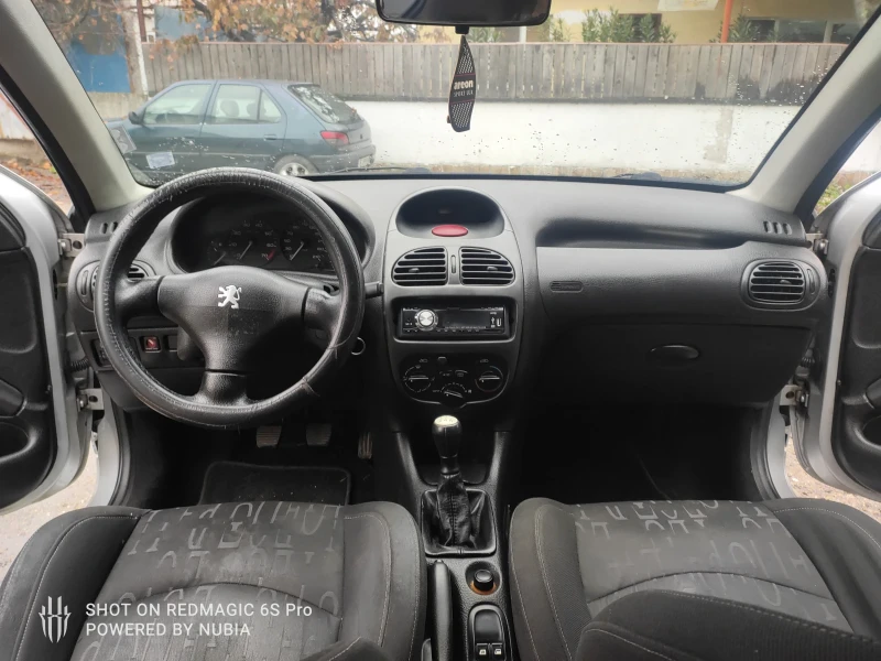 Peugeot 206, снимка 6 - Автомобили и джипове - 47973683