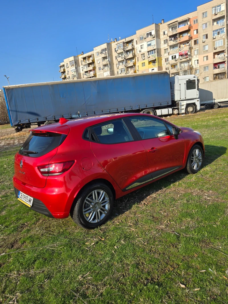 Renault Clio 1.2 Intense, снимка 12 - Автомобили и джипове - 48489154