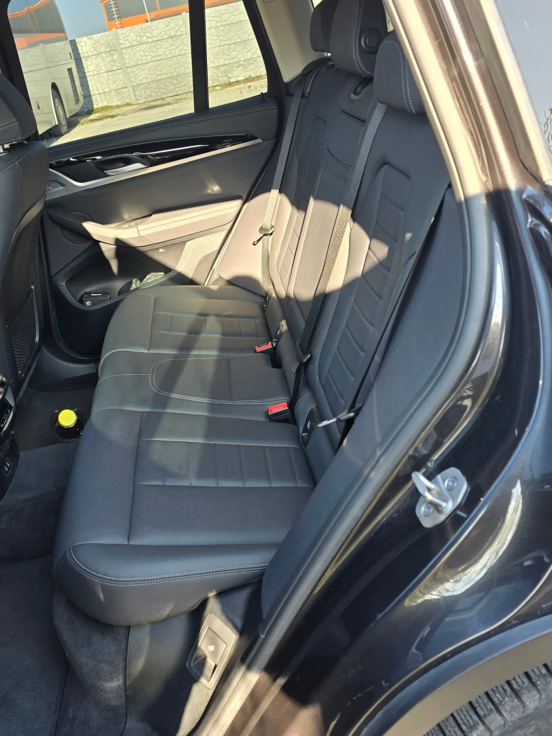 BMW iX3 Progresive, снимка 10 - Автомобили и джипове - 50025379