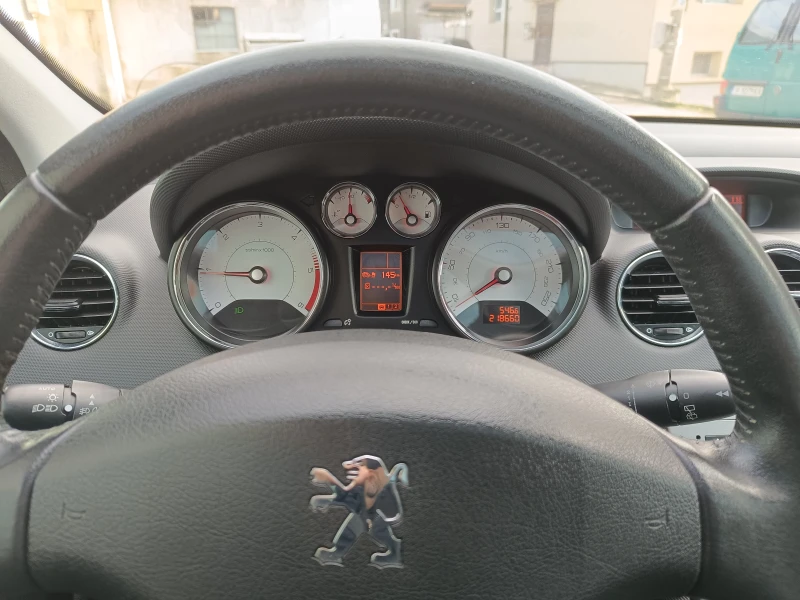 Peugeot 308 SW 2.0HDI 140к.с. , снимка 13 - Автомобили и джипове - 53588853