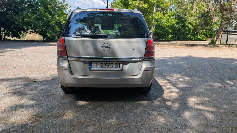 Opel Zafira, снимка 2 - Автомобили и джипове - 50839776