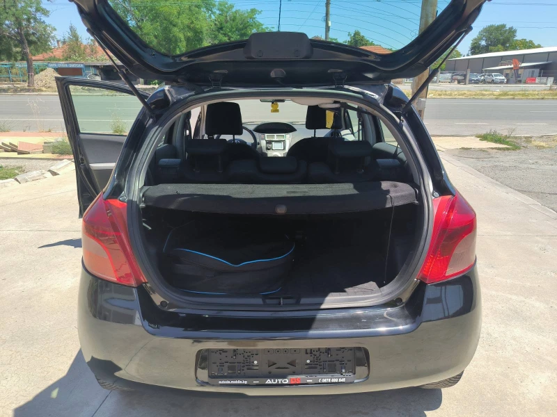 Toyota Yaris 1.3i-Gpl-Euro-4, снимка 11 - Автомобили и джипове - 50904633