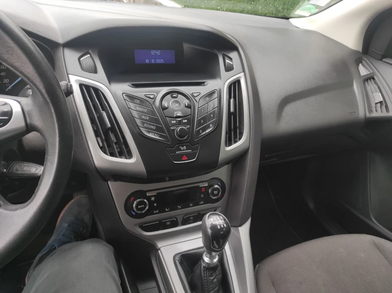 Ford Focus 1.6TDci, снимка 12 - Автомобили и джипове - 52594668
