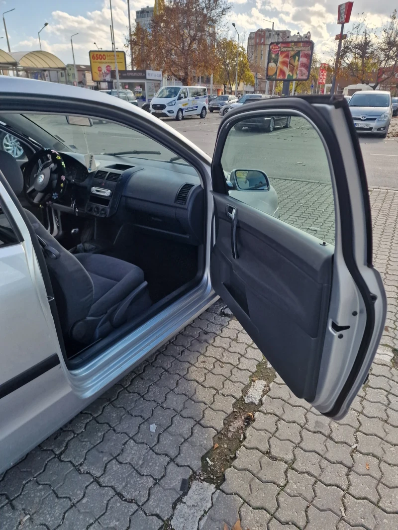 VW Polo, снимка 4 - Автомобили и джипове - 52503820