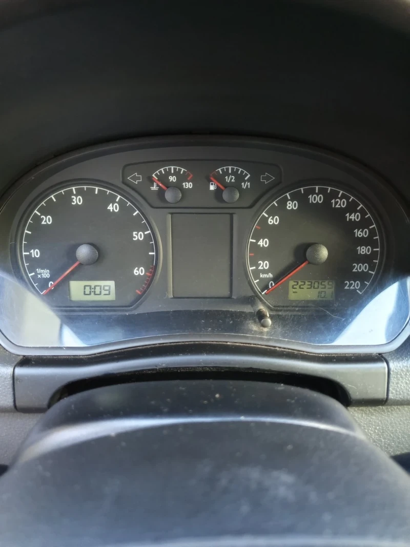 VW Polo, снимка 11 - Автомобили и джипове - 52503820