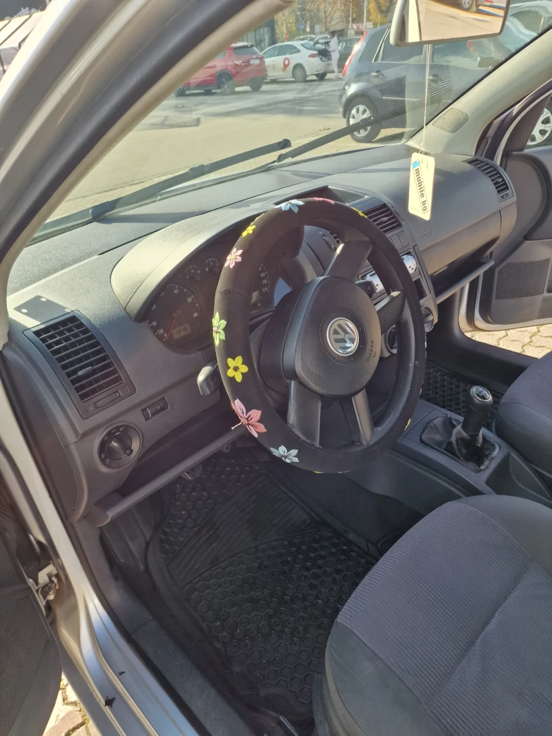 VW Polo, снимка 9 - Автомобили и джипове - 52503820