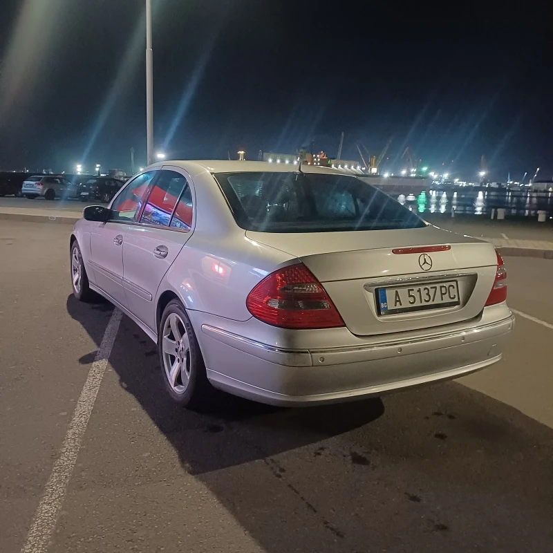Mercedes-Benz E 500, снимка 5 - Автомобили и джипове - 52560878