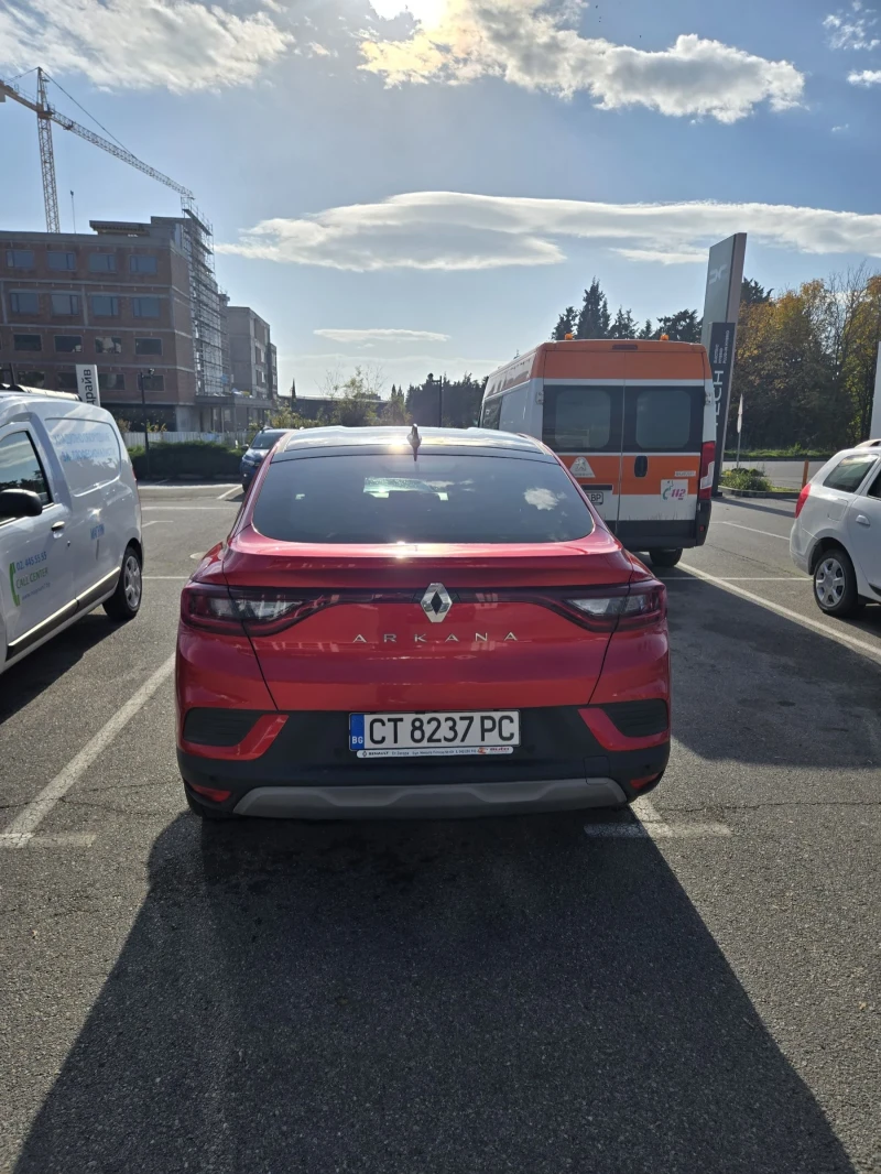 Renault Arkana Mild hybrid. , снимка 11 - Автомобили и джипове - 52583581