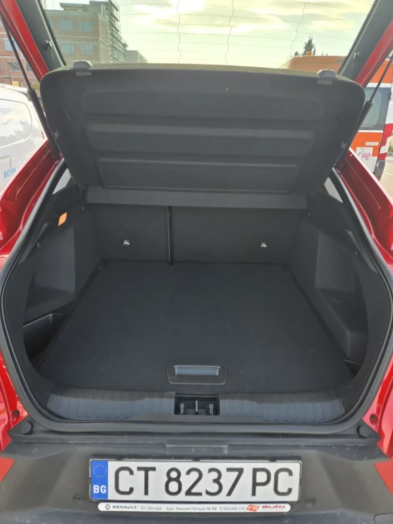 Renault Arkana Mild hybrid. , снимка 14 - Автомобили и джипове - 52583581