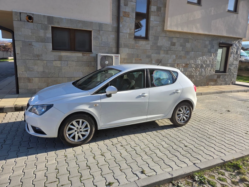 Seat Ibiza, снимка 3 - Автомобили и джипове - 52802704