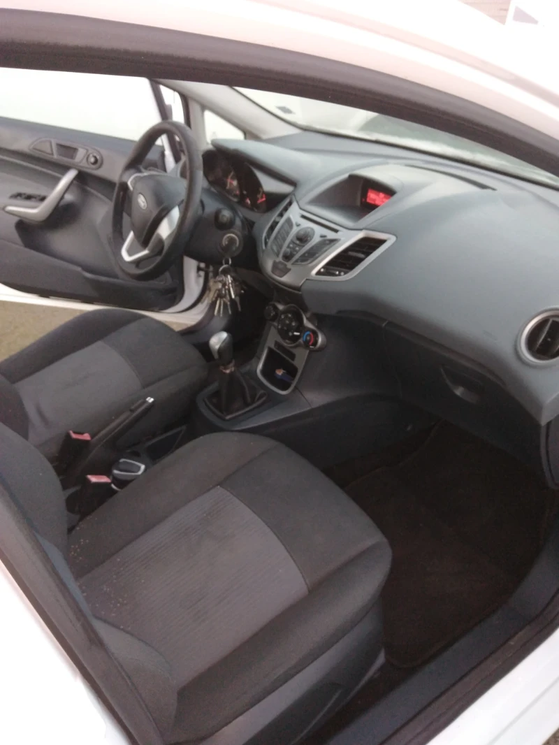 Ford Fiesta 1.4 ТDCI, снимка 4 - Автомобили и джипове - 52821260