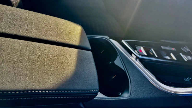 Peugeot 5008, снимка 15 - Автомобили и джипове - 52837820