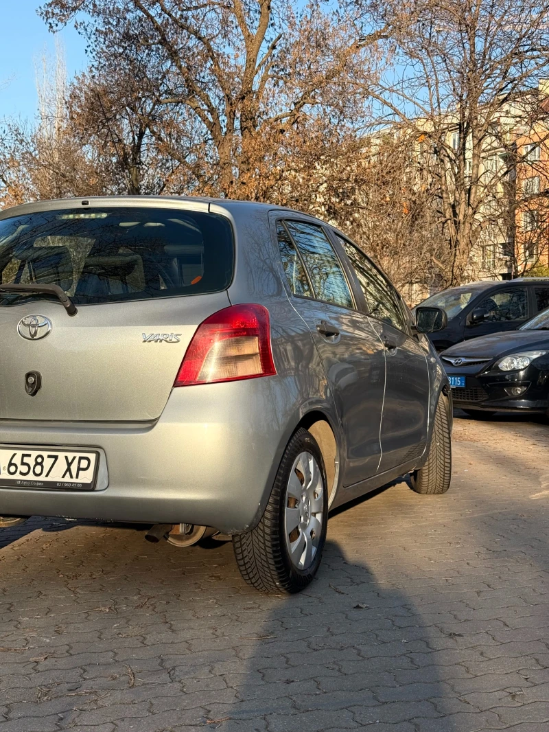 Toyota Yaris, снимка 4 - Автомобили и джипове - 52873640