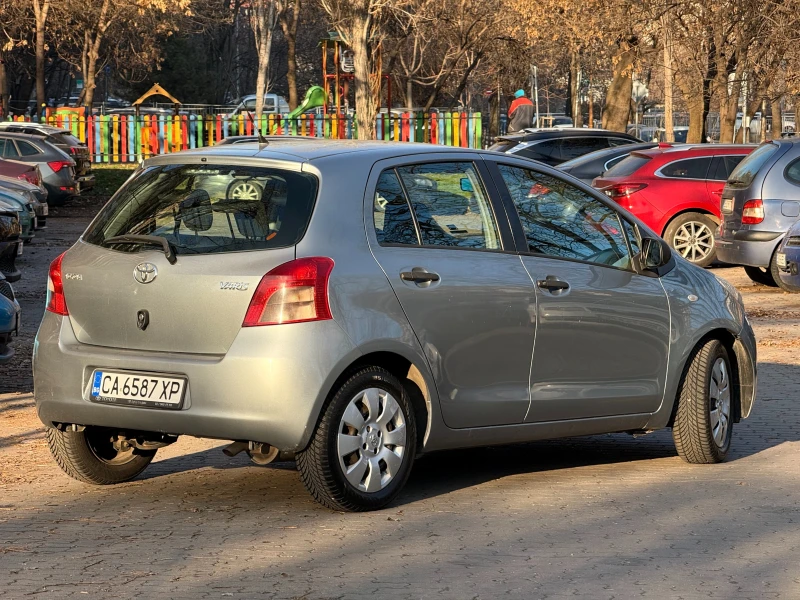 Toyota Yaris, снимка 3 - Автомобили и джипове - 52873640