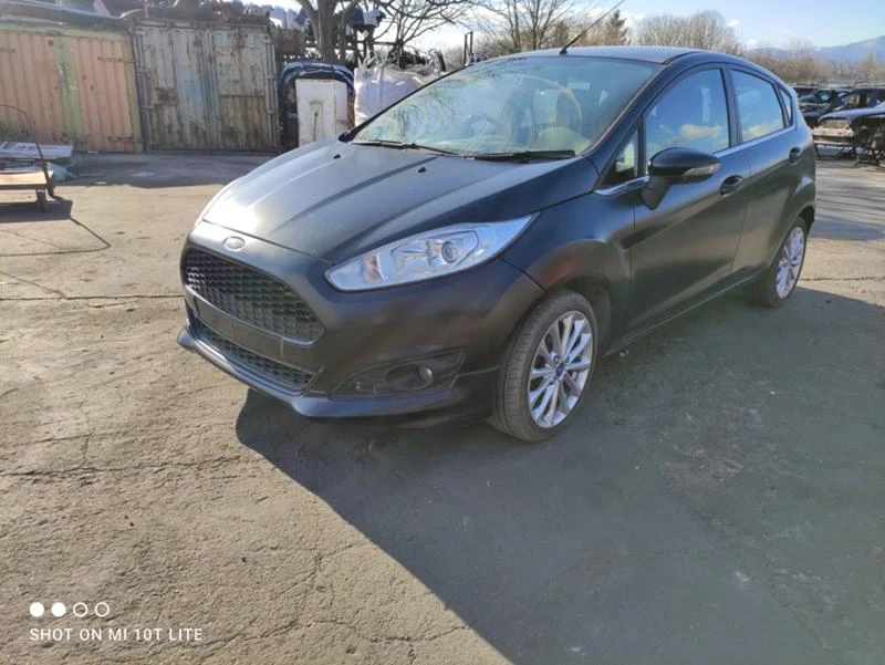 Ford Fiesta 1.4i, снимка 1 - Автомобили и джипове - 39858106