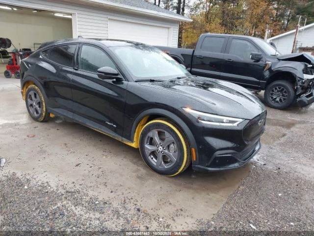 Ford Mustang Mach-E SELECT AWD ФИКСИРАНА ЦЕНА ДО БЪЛГАРИЯ! - изображение 3