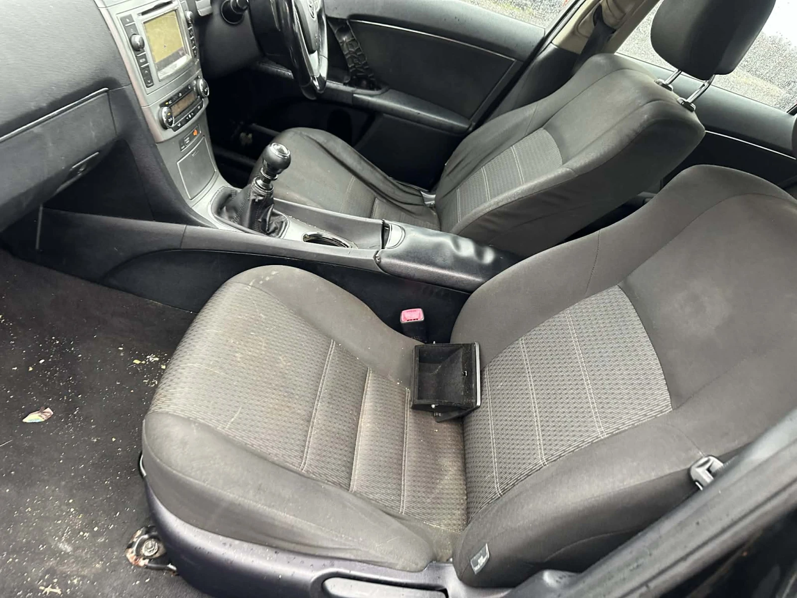 Toyota Avensis 2. 0 D-4D 124 �. �. �� ����� | Mobile.bg � ����������� 13