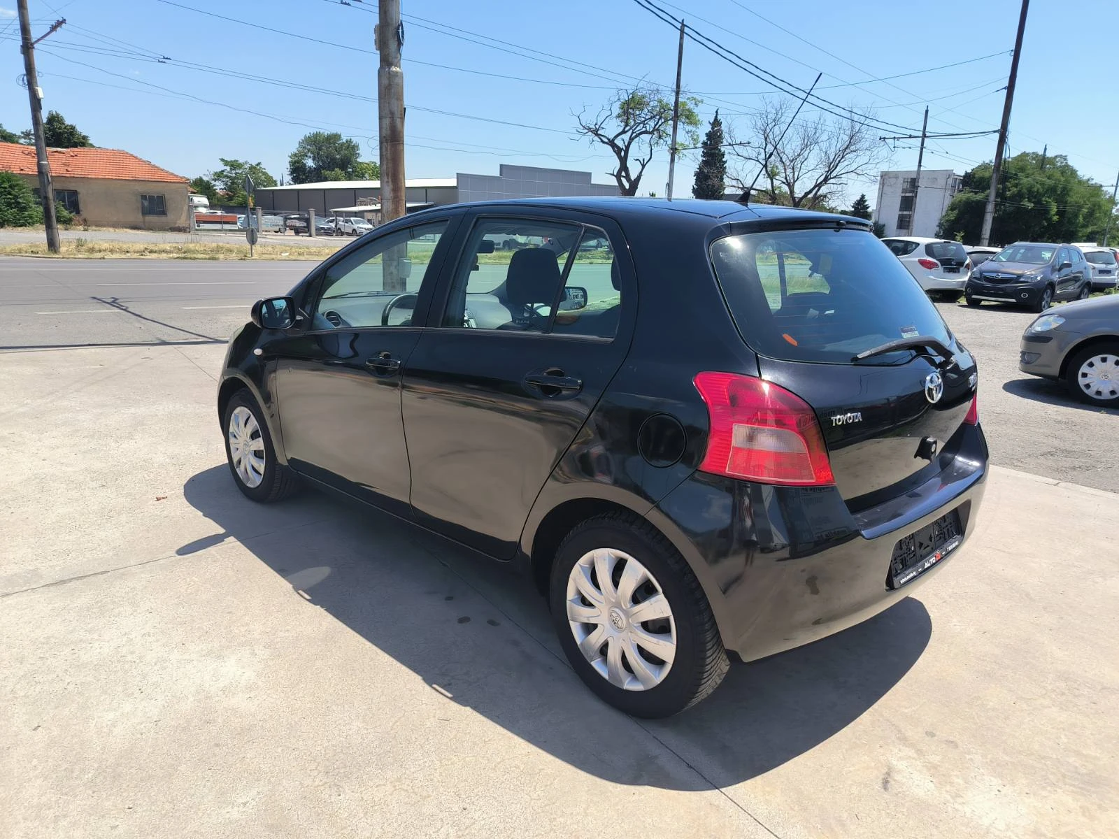 Toyota Yaris 1.3i-Gpl-Euro-4 - изображение 7