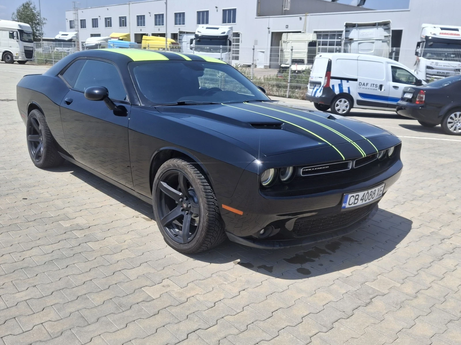 Dodge Challenger 5.7RT /к.с 400+ / Кейлес, Каско, 8ZF - изображение 3