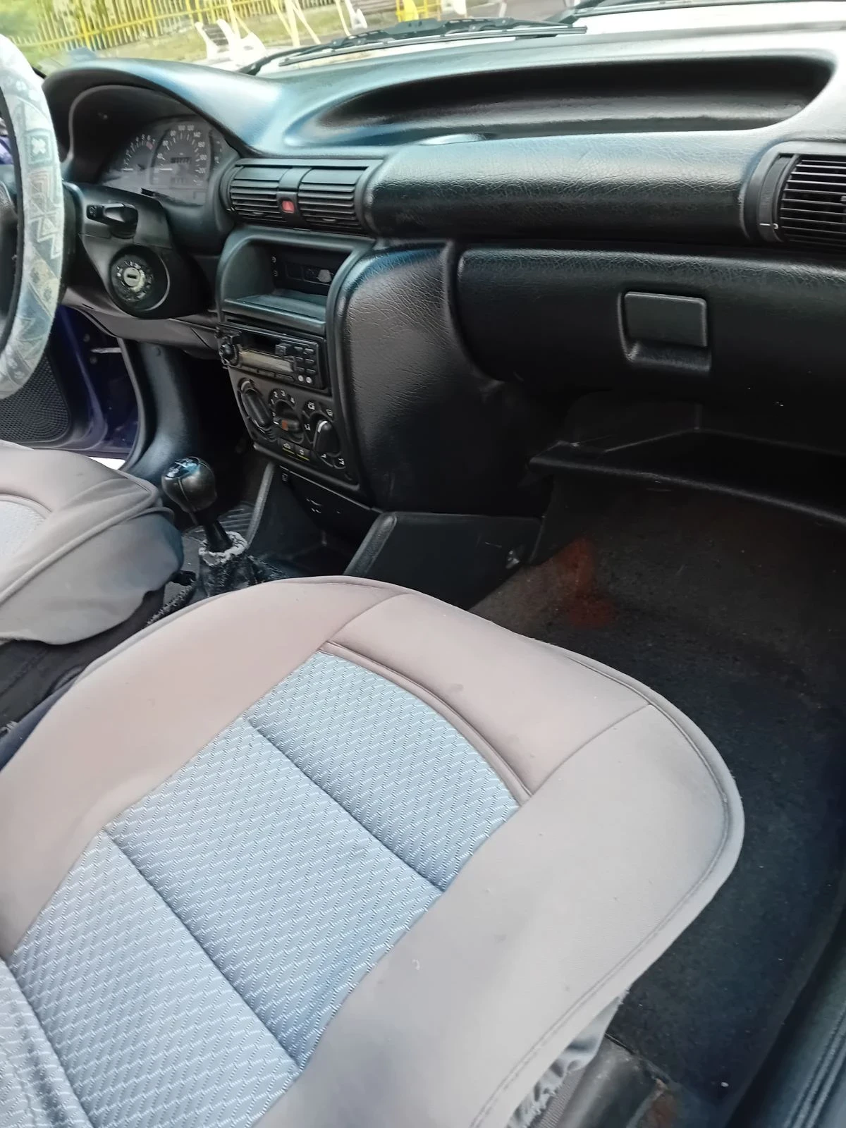 Opel Astra Комби - изображение 8