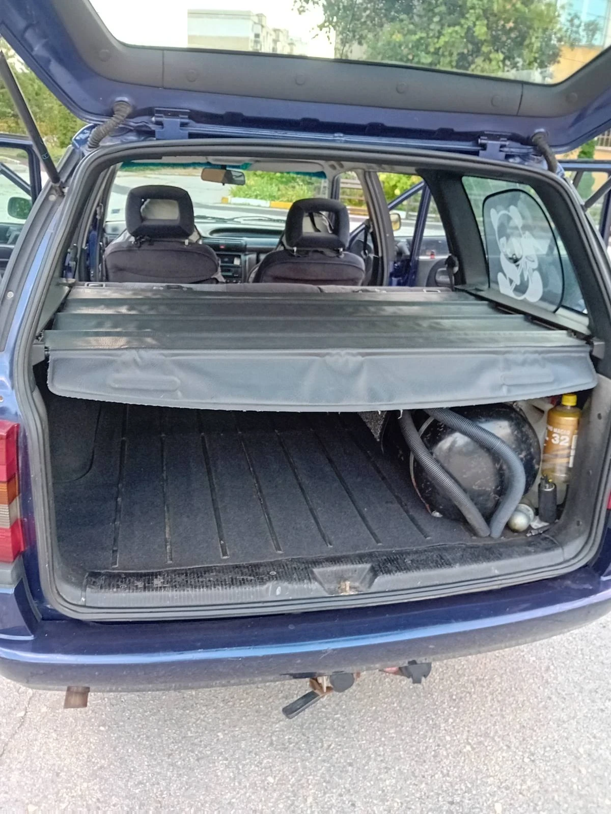 Opel Astra Комби - изображение 10