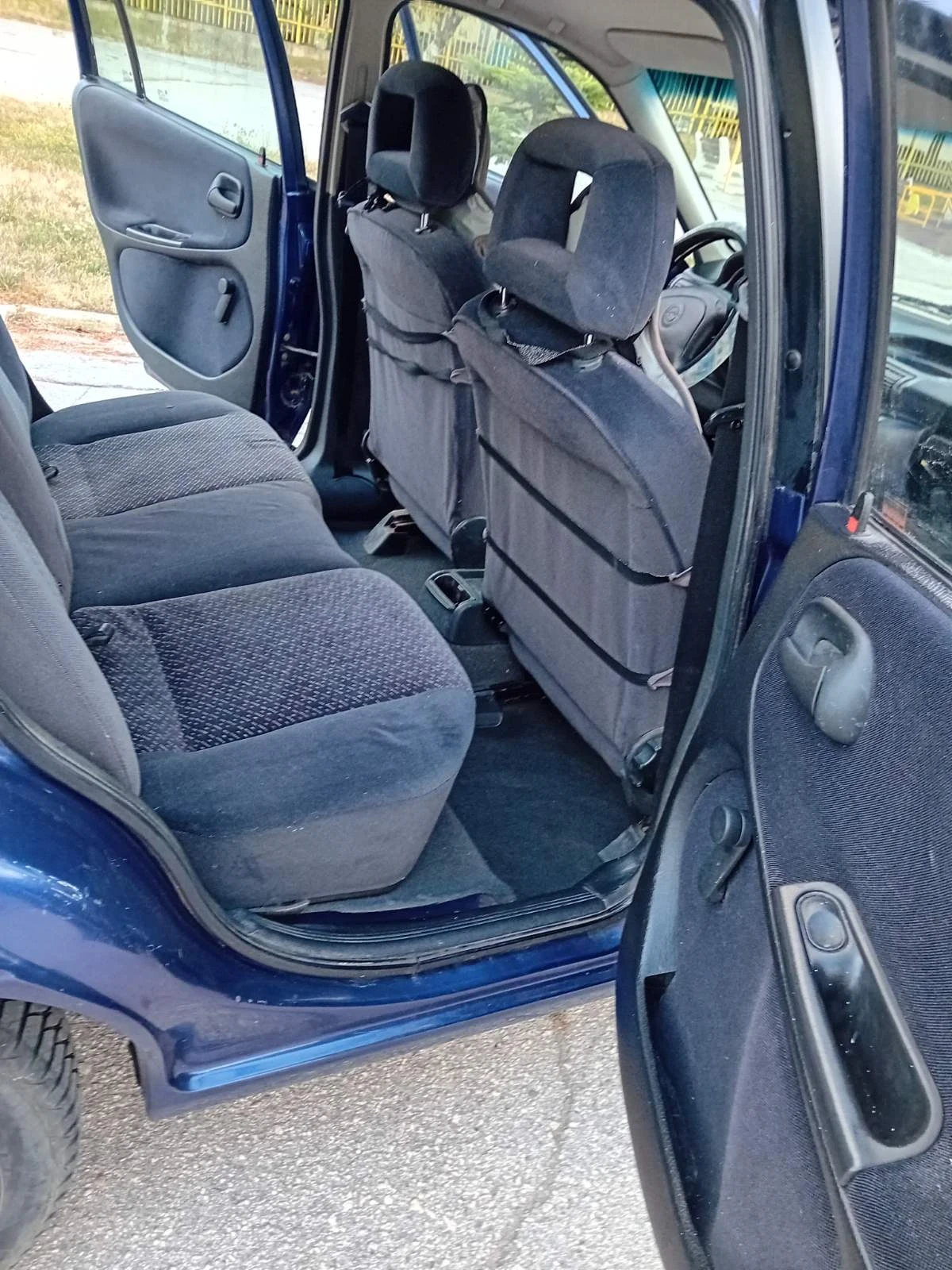 Opel Astra Комби - изображение 4