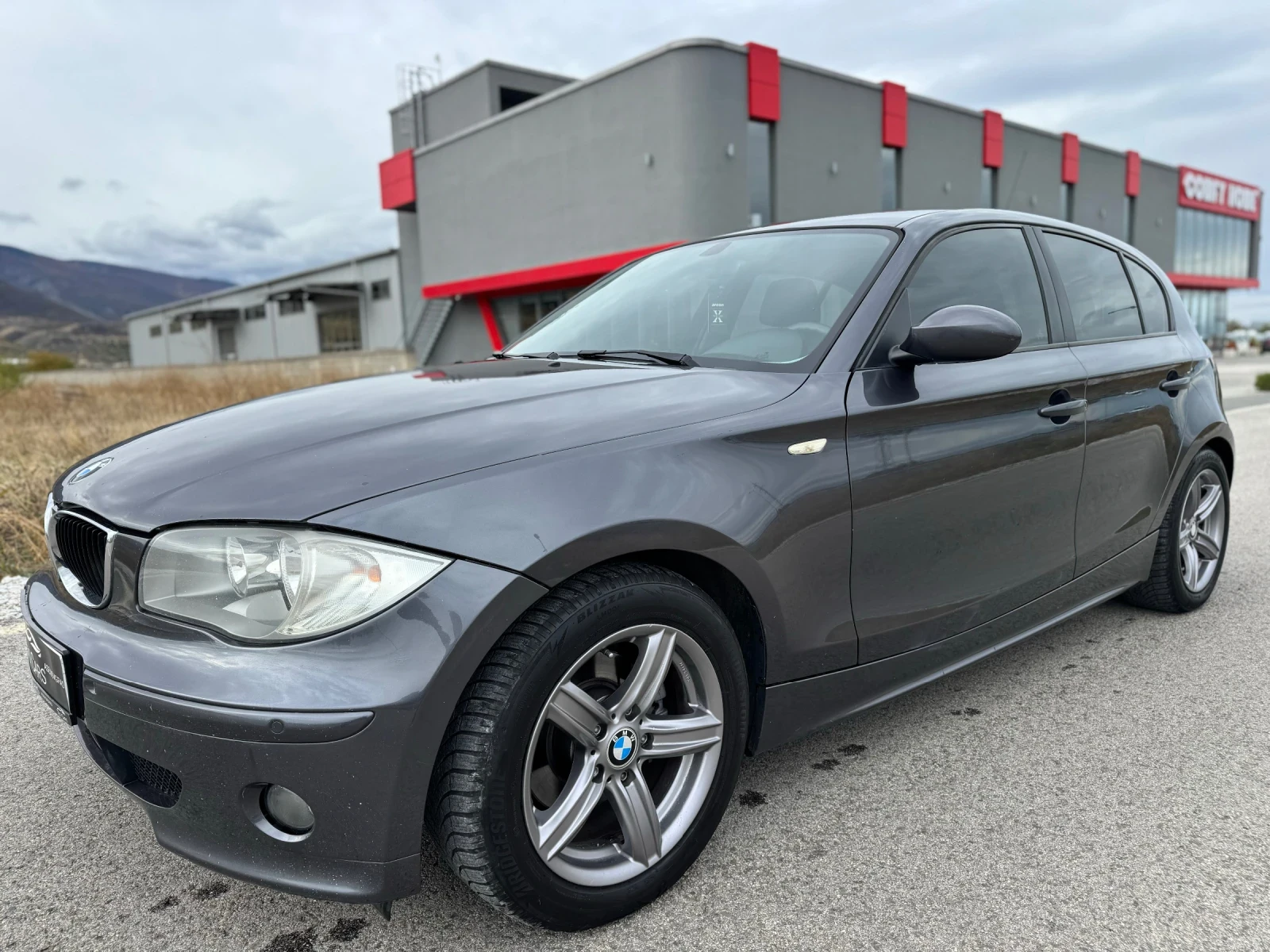 BMW 120 D 163к.с AVTOMAT / PARKTRONIC / CLIMATRONIC  | Mobile.bg — изображение 3