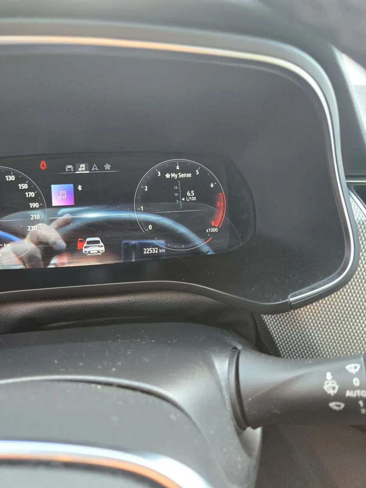 Renault Arkana Mild hybrid.  | Mobile.bg   12