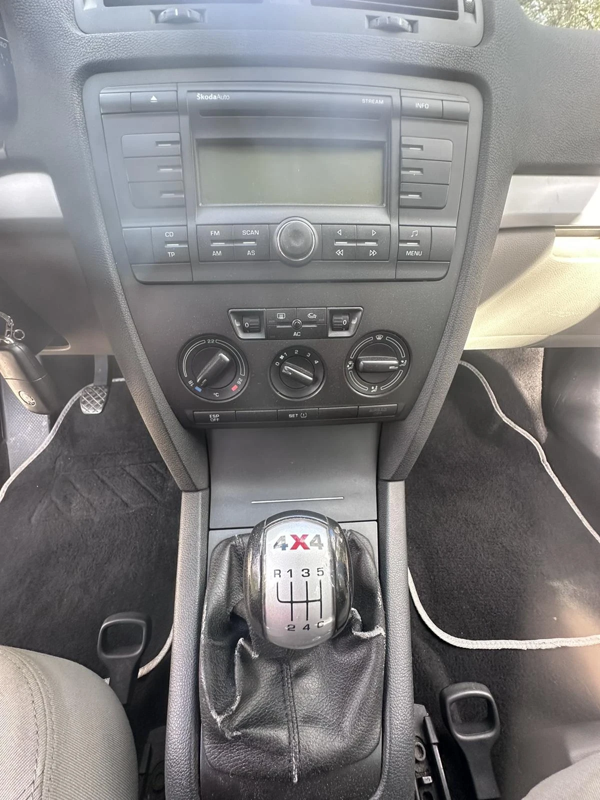 Skoda Octavia 2.0 i 4x4 | Mobile.bg � ����������� 11