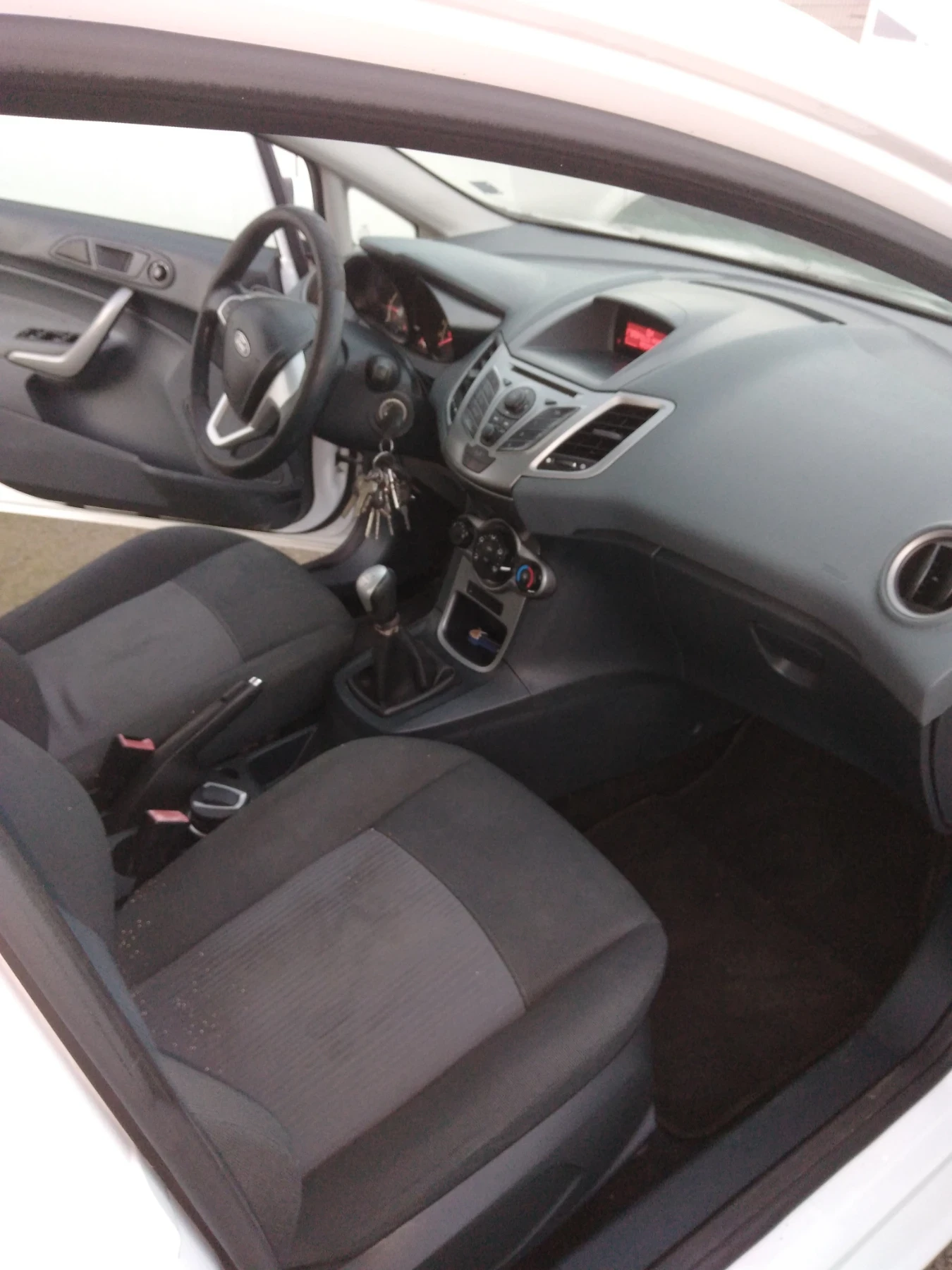 Ford Fiesta 1.4 �DCI | Mobile.bg � ����������� 4