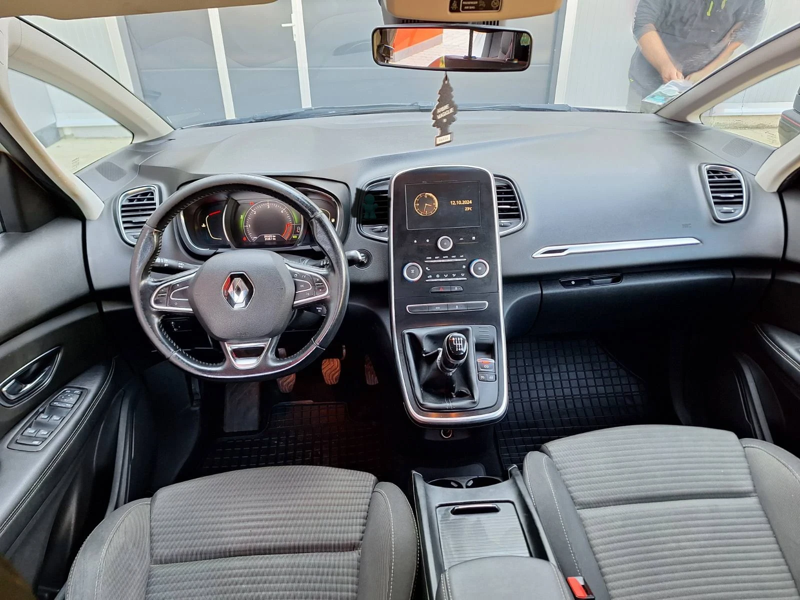 Renault Grand scenic  - изображение 5