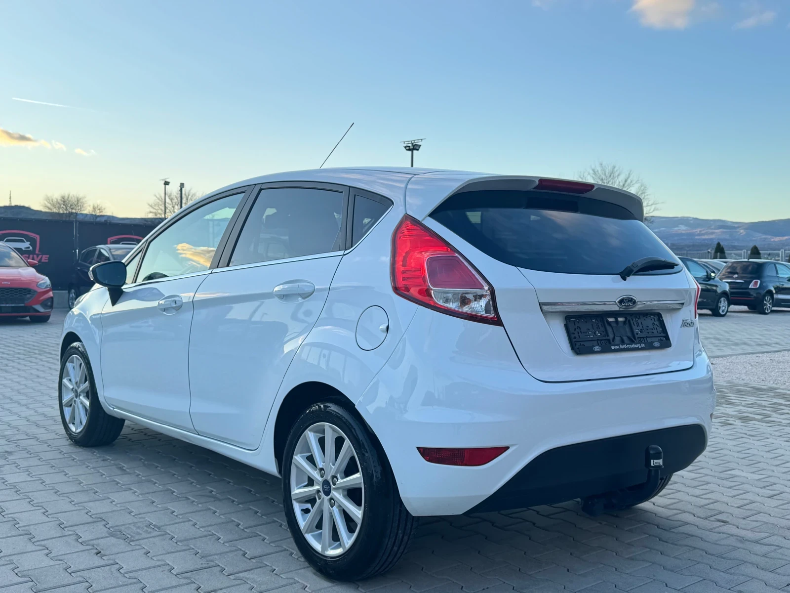 Ford Fiesta 1.5TDCI TITANIUM TOP EURO-6 - изображение 3