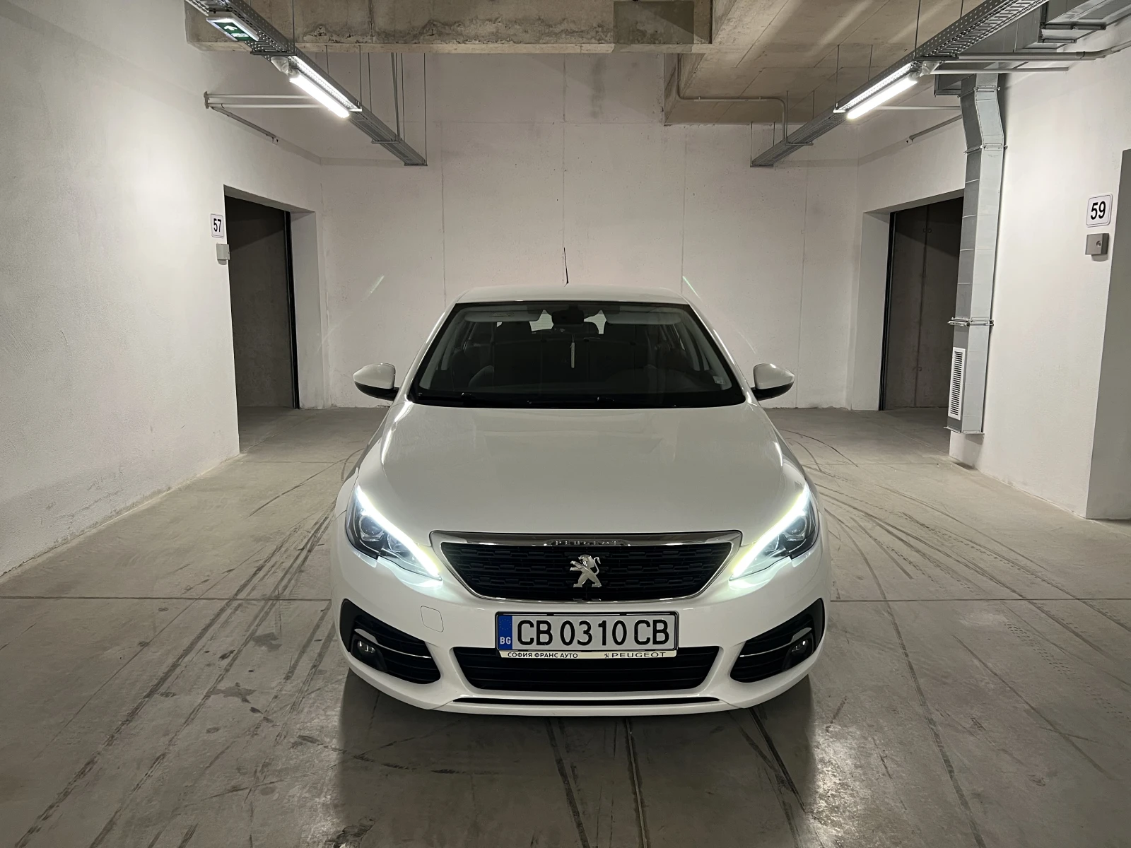 Peugeot 308 1.5HDI* КРУИЗКОНТРОЛ* EURO6* 