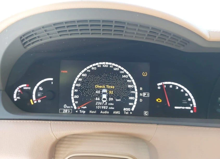 Mercedes-Benz C 63 AMG, снимка 7 - Автомобили и джипове - 53818849