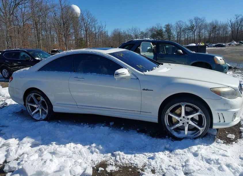 Mercedes-Benz C 63 AMG, снимка 13 - Автомобили и джипове - 53818849