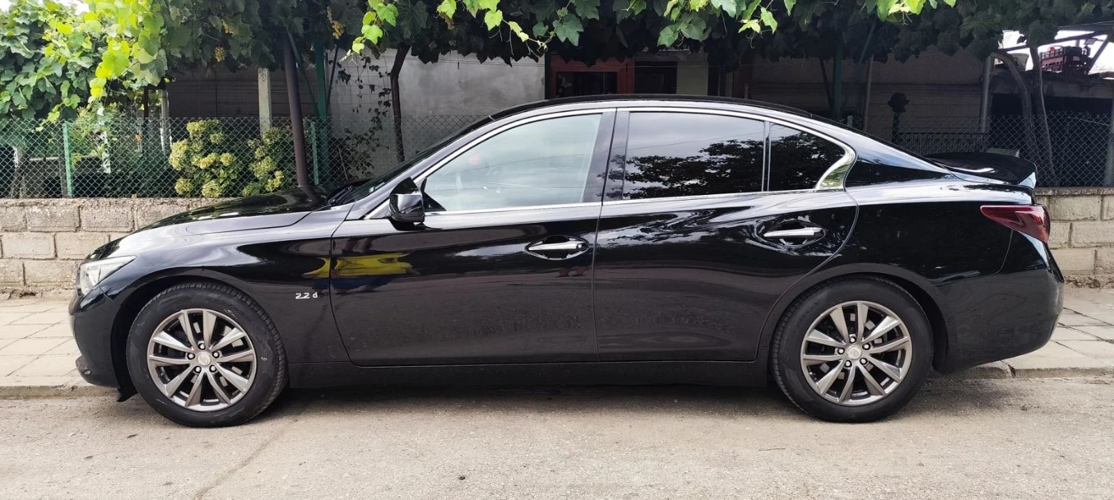 Infiniti Q50, снимка 3 - Автомобили и джипове - 53867121