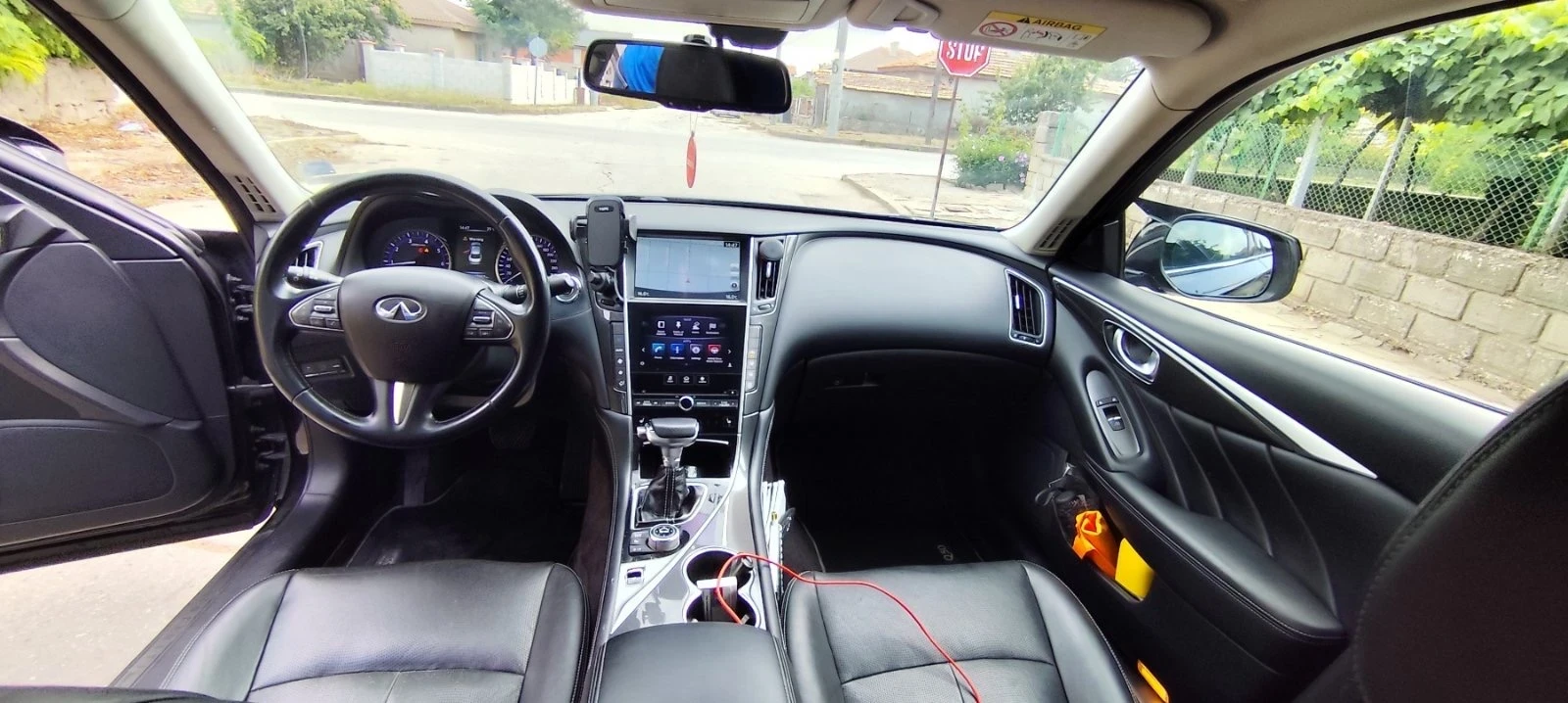 Infiniti Q50, снимка 4 - Автомобили и джипове - 53867121