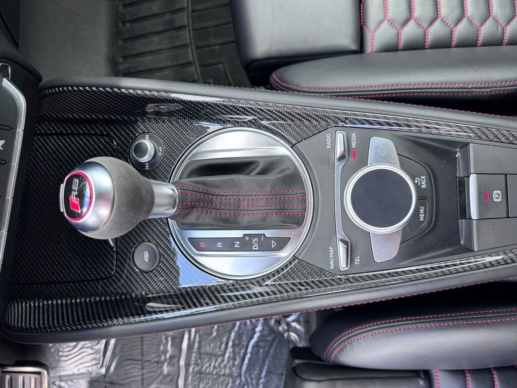 Audi Tt RS* 2.5T* AвтоКредит * (ЦЕНА ДО БГ), снимка 17 - Автомобили и джипове - 54003686