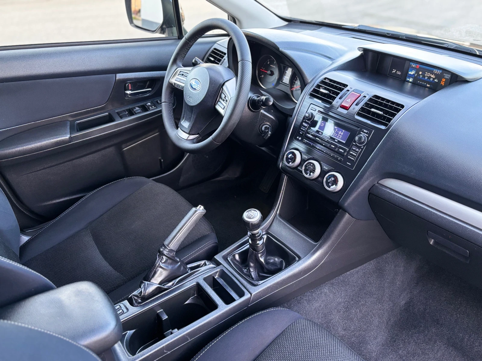 Subaru XV 2.0D Euro 5b, снимка 13 - Автомобили и джипове - 54114586