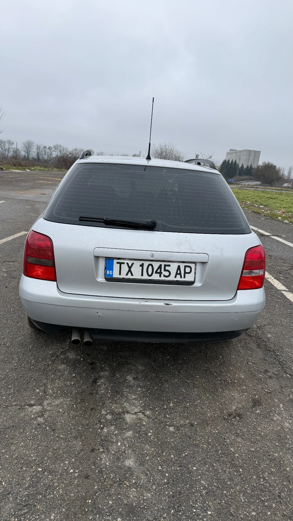 Audi A4 1.8T, снимка 4 - Автомобили и джипове - 54389955