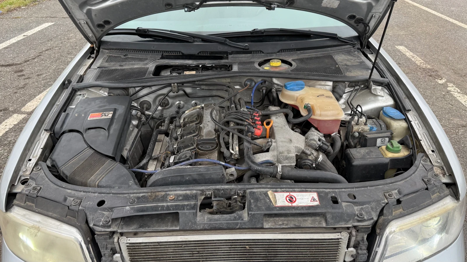 Audi A4 1.8T, снимка 6 - Автомобили и джипове - 54389955
