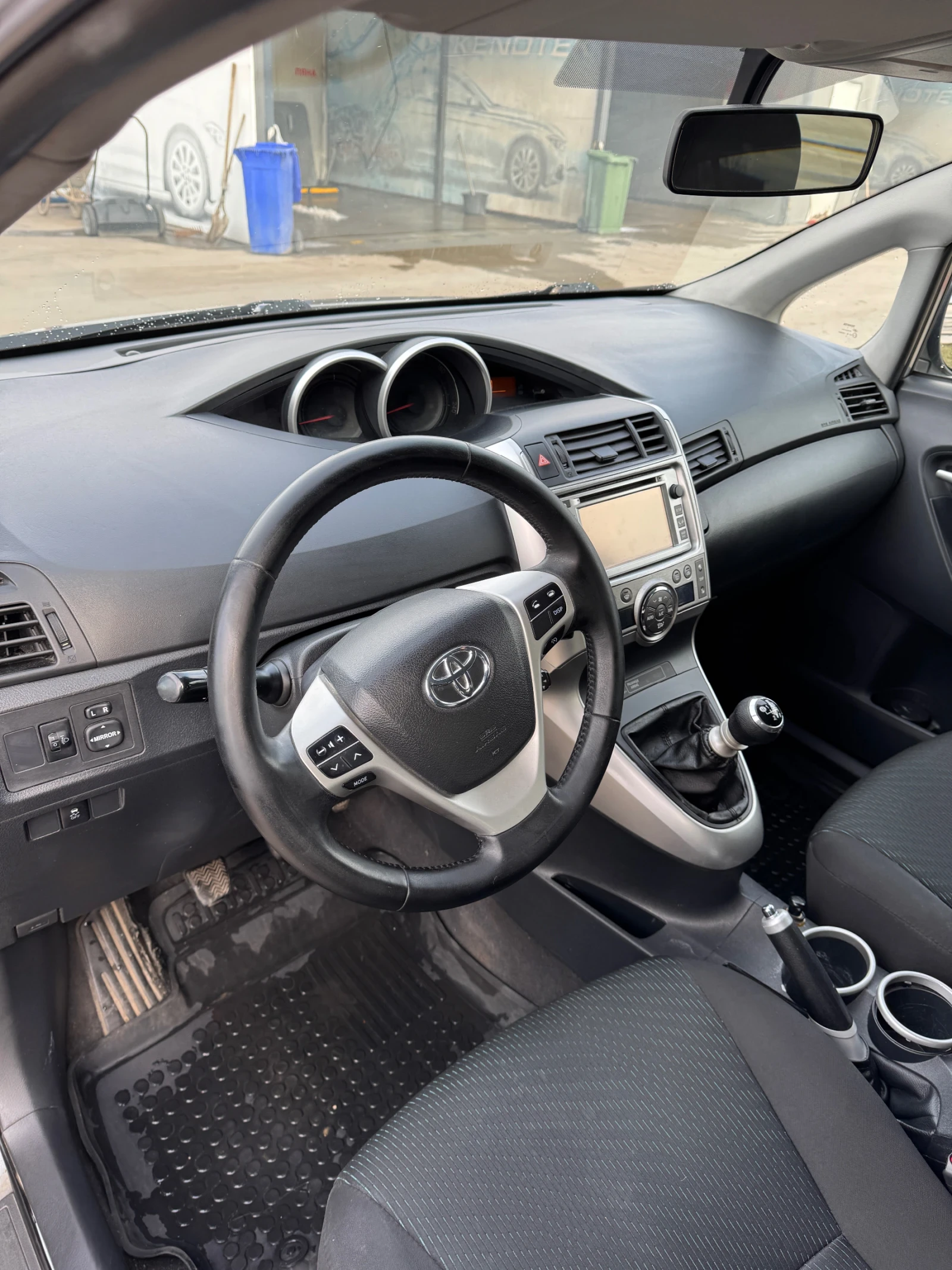 Toyota Verso, снимка 7 - Автомобили и джипове - 54486996