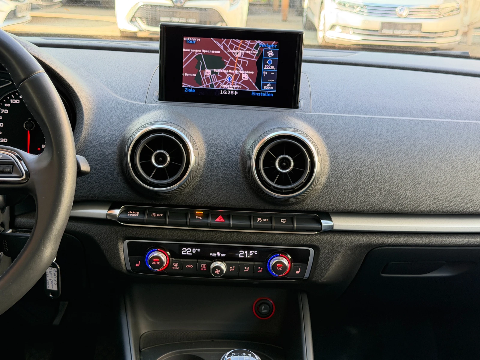 Audi A3 2.0TDI* СЕРВИЗНА КНИЖКА С ПЪЛНА ИСТОРИЯ В AUDI   , снимка 9 - Автомобили и джипове - 54632166