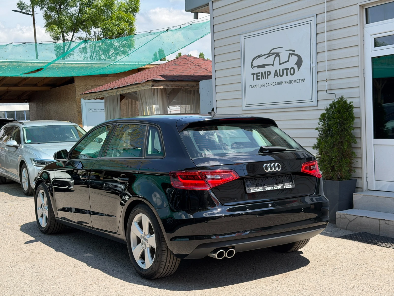 Audi A3 2.0TDI* СЕРВИЗНА КНИЖКА С ПЪЛНА ИСТОРИЯ В AUDI   , снимка 6 - Автомобили и джипове - 54632166