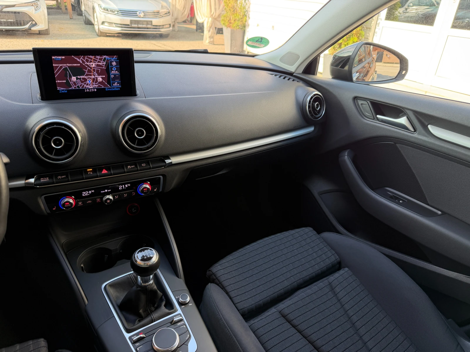 Audi A3 2.0TDI* СЕРВИЗНА КНИЖКА С ПЪЛНА ИСТОРИЯ В AUDI   , снимка 11 - Автомобили и джипове - 54632166