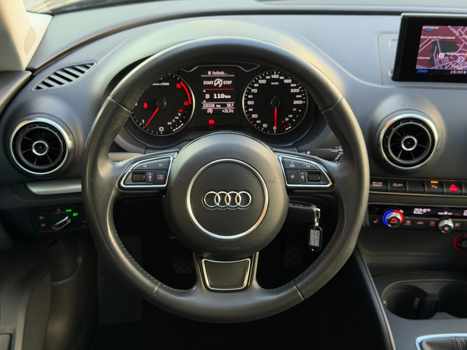 Audi A3 2.0TDI* СЕРВИЗНА КНИЖКА С ПЪЛНА ИСТОРИЯ В AUDI   , снимка 10 - Автомобили и джипове - 54632166