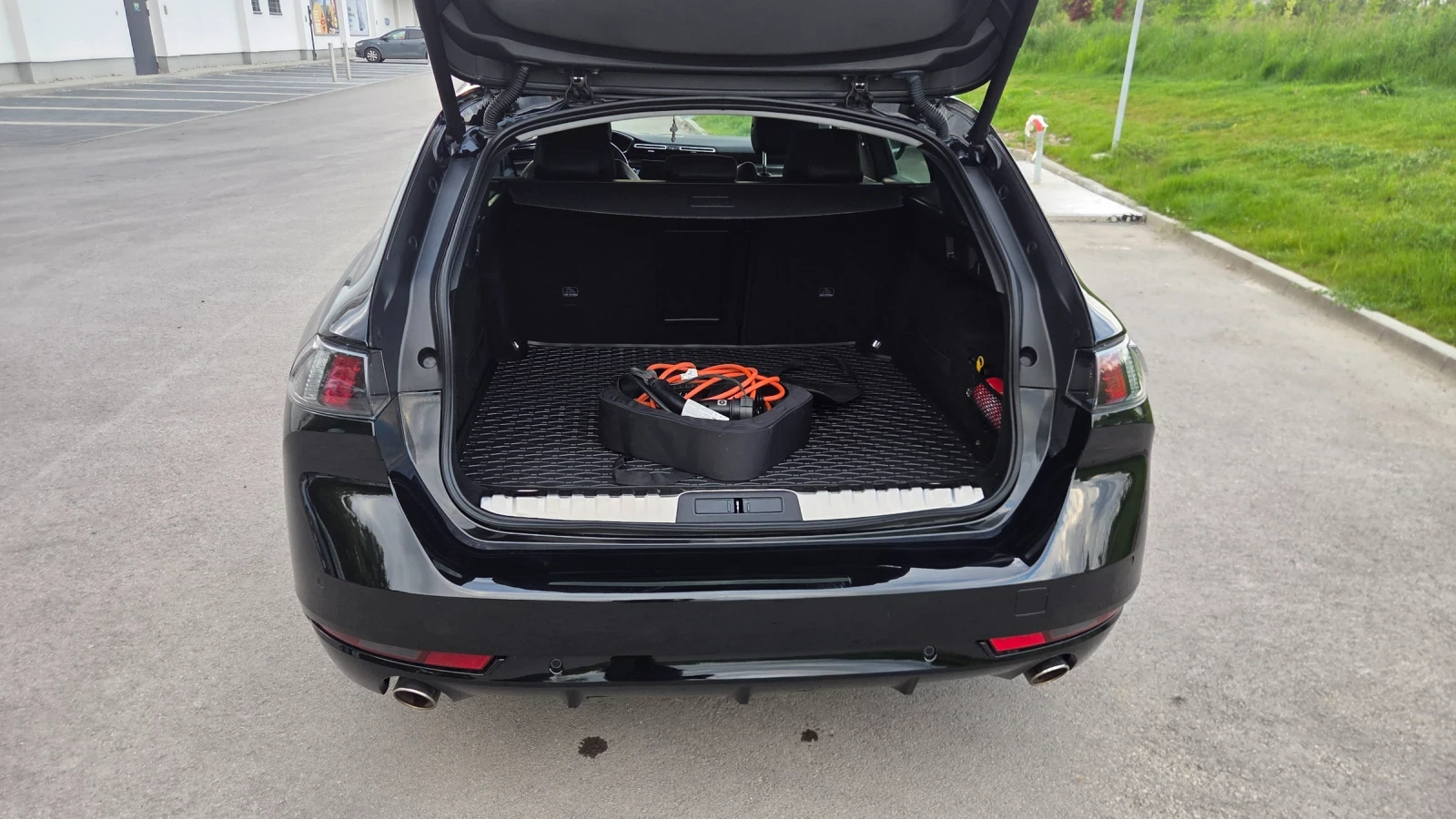 Peugeot 508 1.6 plug in hybrid 225кс., снимка 8 - Автомобили и джипове - 54634257