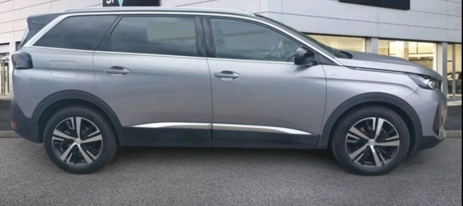 Peugeot 5008 GT Line 1.5, снимка 3 - Автомобили и джипове - 54918757