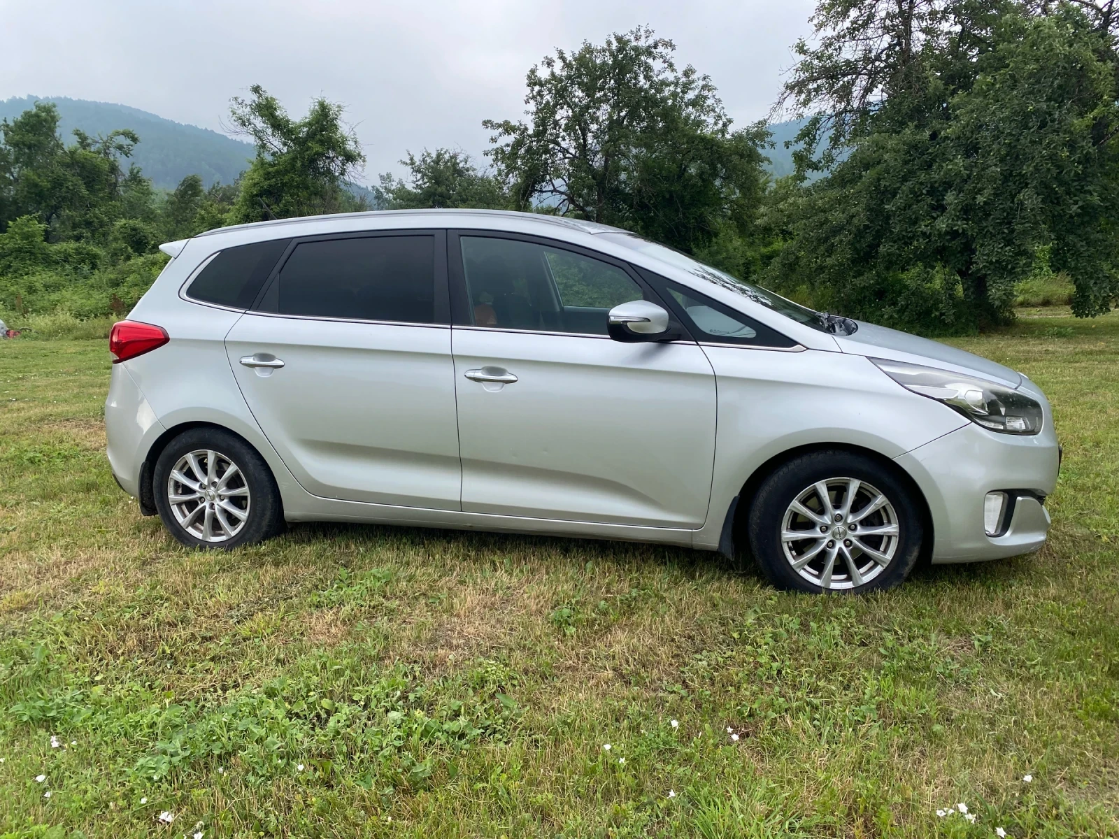 Kia Carens CRDi